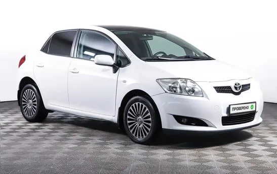 Toyota Auris 1.60 механика, фото №1