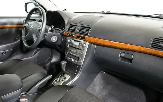 Toyota Avensis 2.00 автомат, фото №1