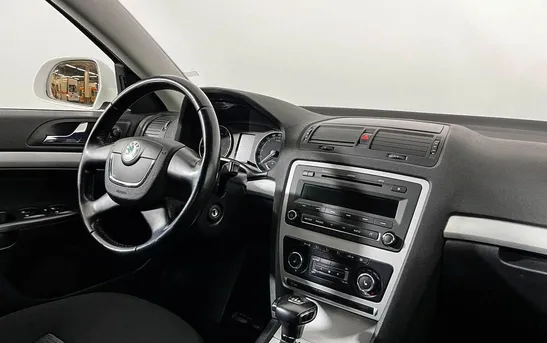 Skoda Octavia 1.40 робот, фото №1