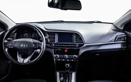 Hyundai Elantra 2.00 автомат, фото №1