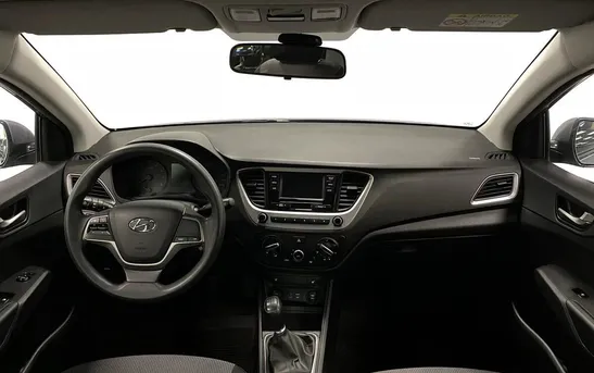 Hyundai Solaris 1.60 механика, фото №1