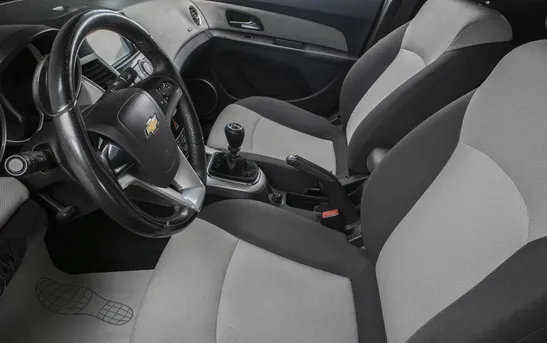Chevrolet Cruze 1.60 механика, фото №1