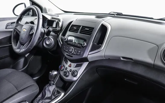 Chevrolet Aveo 1.60 механика, фото №1