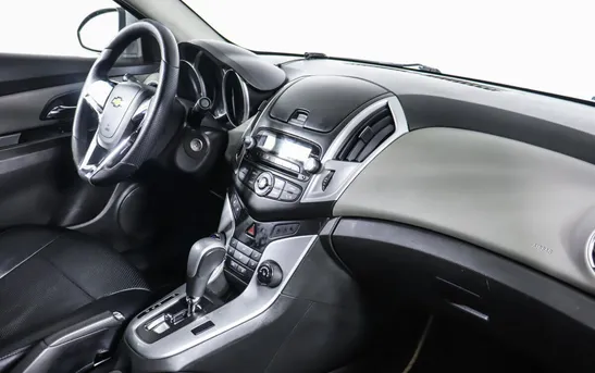 Chevrolet Cruze 1.60 автомат, фото №1