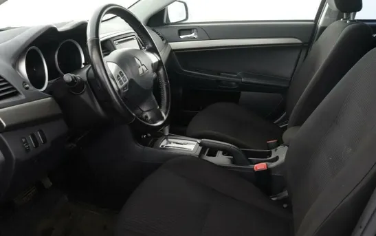 Mitsubishi Lancer 1.60 автомат, фото №1
