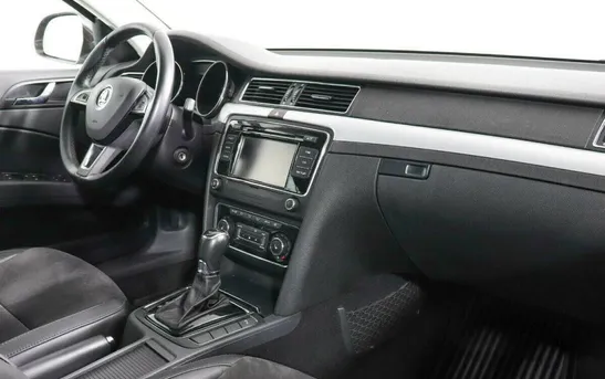 Skoda Superb 1.80 робот, фото №1