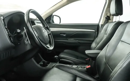 Mitsubishi Outlander 2.40 вариатор, фото №1