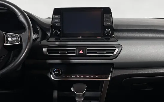 Kia Seltos 2.00 вариатор, фото №1