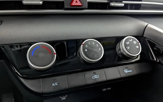 Hyundai Elantra 1.50 вариатор, фото №1