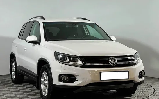Volkswagen Tiguan 2.00 автомат, фото №1