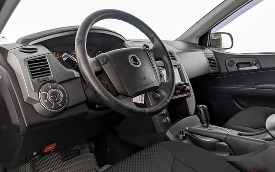 SsangYong Kyron 2.30 механика, фото №1