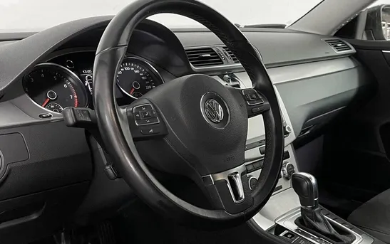 Volkswagen Passat 1.80 робот, фото №1