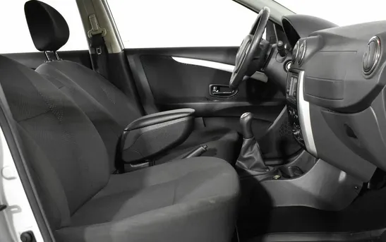 Nissan Almera 1.60 механика, фото №1