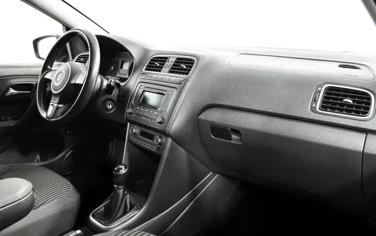 Volkswagen Polo 1.60 механика, фото №1