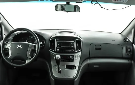 Hyundai H-1 2.50 автомат, фото №1