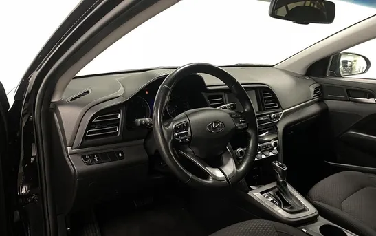 Hyundai Elantra 2.00 автомат, фото №1