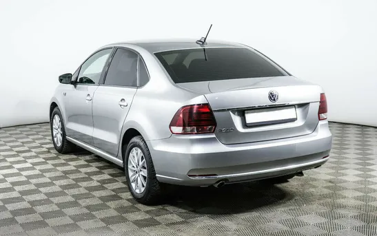 Volkswagen Polo 1.60 механика, фото №1
