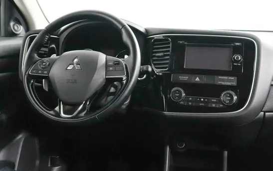 Mitsubishi Outlander 2.40 вариатор, фото №1