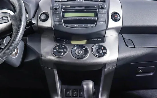 Toyota RAV4 2.00 вариатор, фото №1