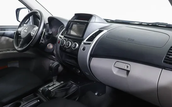 Mitsubishi Pajero Sport 2.50 автомат, фото №1