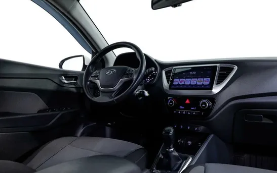 Hyundai Solaris 1.60 механика, фото №1