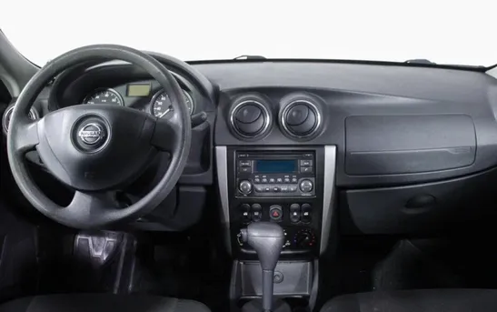 Nissan Almera 1.60 автомат, фото №1