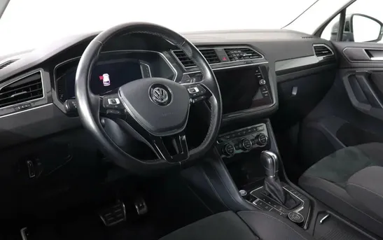 Volkswagen Tiguan 1.40 робот, фото №1