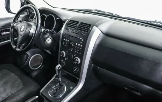 Suzuki Grand Vitara 2.00 автомат, фото №1