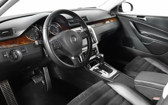 Volkswagen Passat 1.80 робот, фото №1
