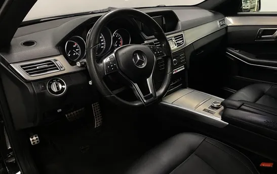Mercedes-Benz E-Класс 2.00 автомат, фото №1