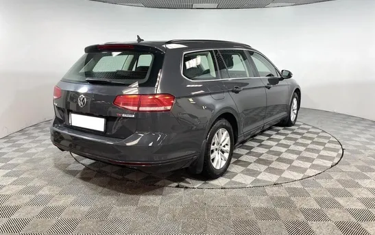 Volkswagen Passat 1.80 робот, фото №1