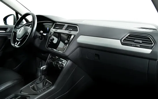 Volkswagen Tiguan 1.50 робот, фото №1