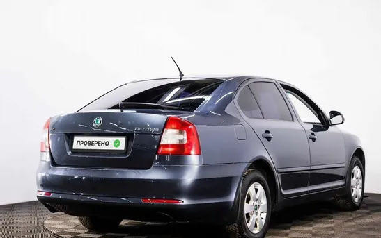 Skoda Octavia 1.60 механика, фото №1