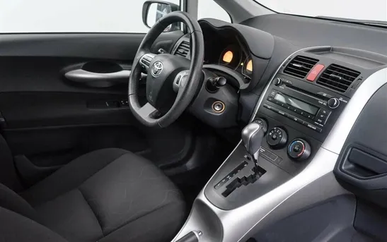 Toyota Auris 1.60 автомат, фото №1