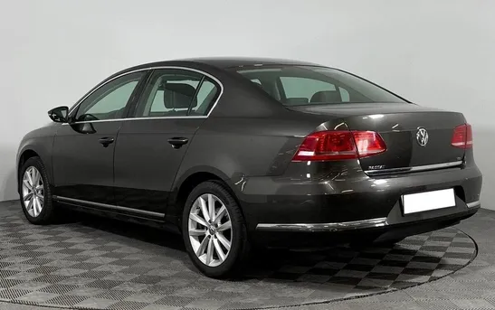 Volkswagen Passat 1.80 робот, фото №1