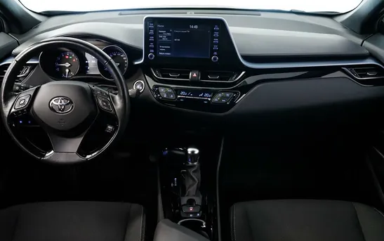 Toyota C-HR 2.00 вариатор, фото №1