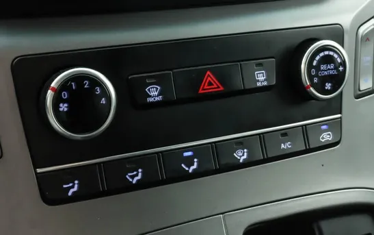 Hyundai H-1 2.50 автомат, фото №1