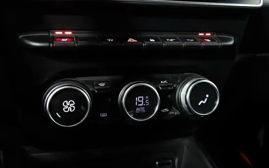 Renault Arkana 1.30 вариатор, фото №1