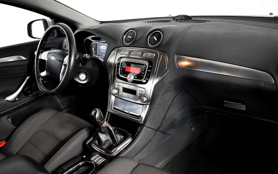 Ford Mondeo 2.00 механика, фото №1