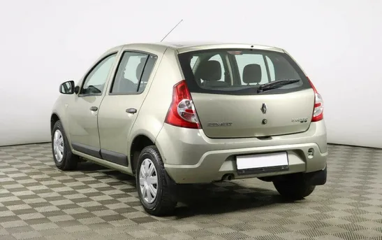 Renault Sandero 1.60 механика, фото №1