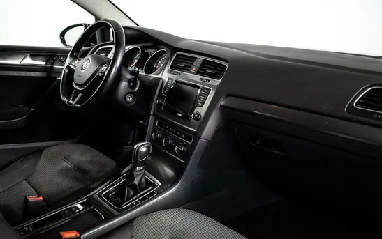 Volkswagen Golf 1.40 робот, фото №1