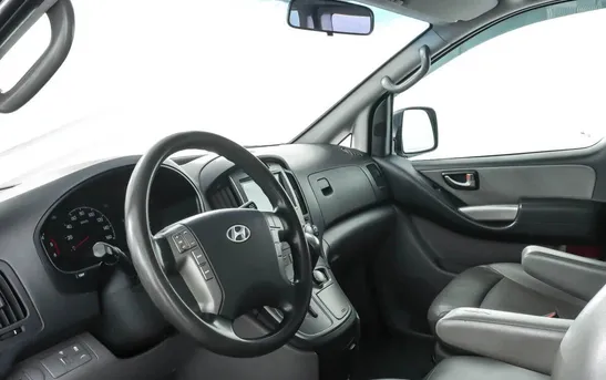 Hyundai Grand Starex 2.50 автомат, фото №1
