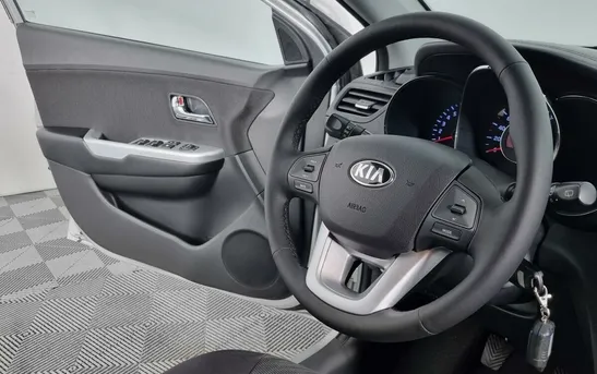 Kia Rio 1.60 механика, фото №1