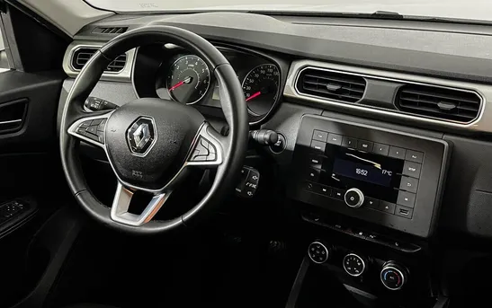 Renault Arkana 1.60 механика, фото №1