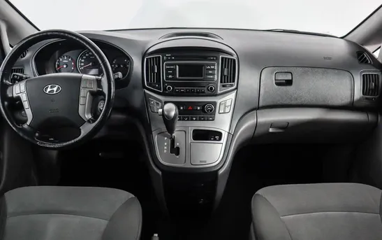 Hyundai H-1 2.50 автомат, фото №1