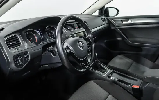 Volkswagen Golf 1.40 робот, фото №1