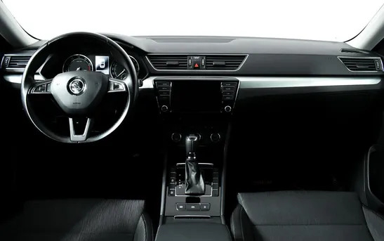 Skoda Superb 2.00 робот, фото №1