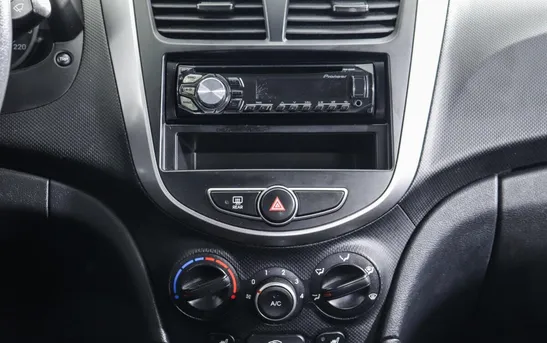 Hyundai Solaris 1.60 механика, фото №1