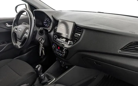 Hyundai Solaris 1.60 механика, фото №1