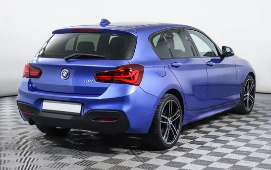 BMW 1 серии 1.50 автомат, фото №1